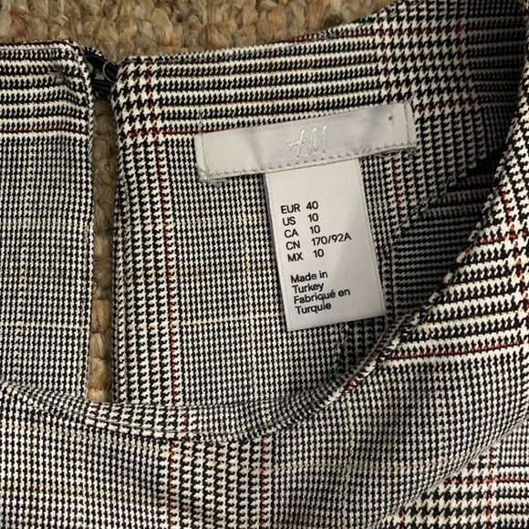 H&M Plaid Gingham Picnic Mini Dress Balloon Sleeve Size 10 - Picture 3 of 7